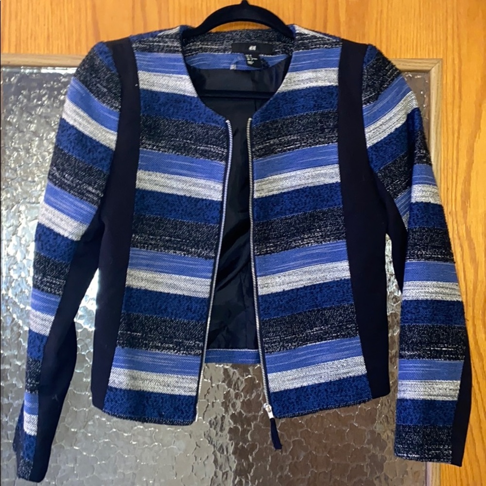 Cropped Zip Blazer